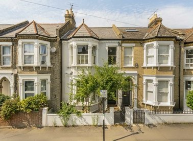 Elms Crescent, London, SW4