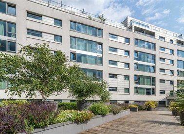 Properties let in Empire Square West - SE1 4NH view1