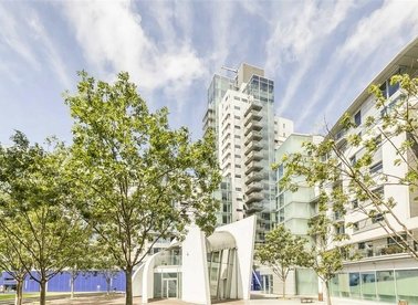 Properties let in Empire Square West - SE1 4NH view1