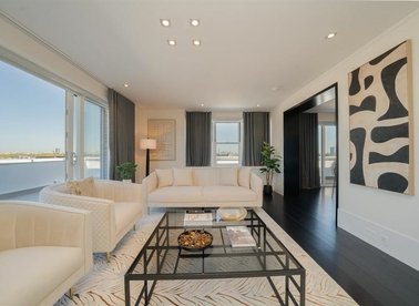 Properties to let in Ennismore Gardens - SW7 1NG view1