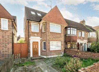 Properties let in Epworth Road - TW7 5BL view1