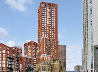 Properties let in Exchange Gardens - SW8 1BN view1