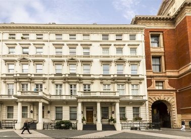 Properties to let in Exhibition Road - SW7 2PA view1