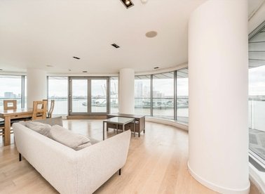 Properties to let in Fairmont Avenue - E14 9QJ view1