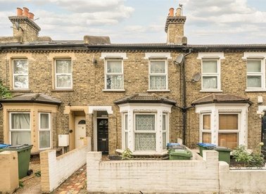 Properties to let in Farmdale Road - SE10 0LS view1