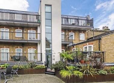 Feltham Avenue, East Molesey, KT8