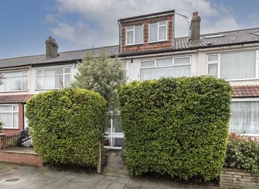 Properties to let in Fieldend Road - SW16 5SU view1