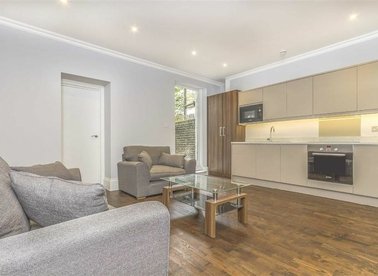 Properties to let in Finborough Road - SW10 9AH view1