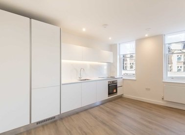 Properties to let in Finchley Road - NW11 7RR view1