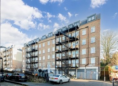 Properties to let in Finchley Road - NW3 5HG view1