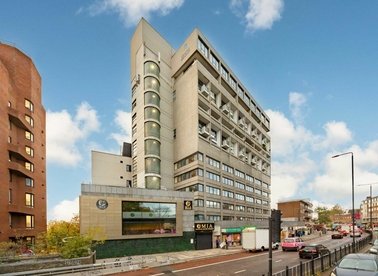 Properties to let in Finchley Road - NW3 6JG view1