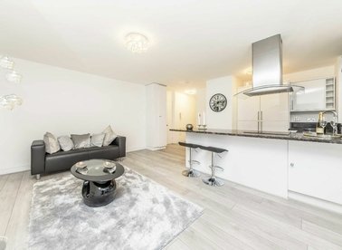 Properties let in Finchley Road - NW8 6DP view1