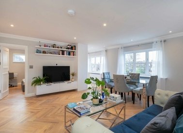 Properties let in Fitzjohns Avenue - NW3 5JY view1