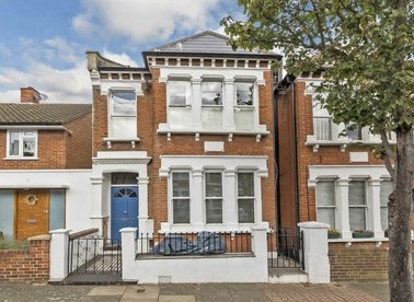 Properties to let in Fontarabia Road - SW11 5PF view1