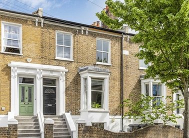 Properties to let in Forest Road - E8 3BH view1