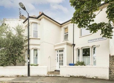 Properties to let in Forester Road - SE15 3PU view1