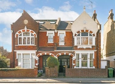 Properties let in Fulham Palace Road - SW6 6HX view1