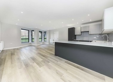 Properties to let in Furness Road - NW10 4QH view1