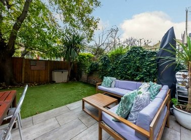 Properties to let in Gascony Avenue - NW6 4NA view1