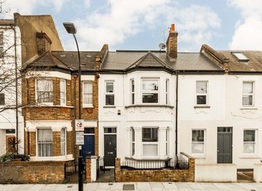Properties to let in Gayford Road - W12 9BY view1