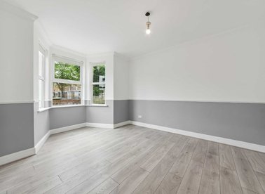 Properties to let in Gibbon Road - SE15 2AS view1