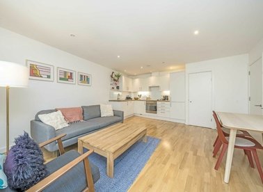 Properties to let in Gifford Street - N1 0DF view1