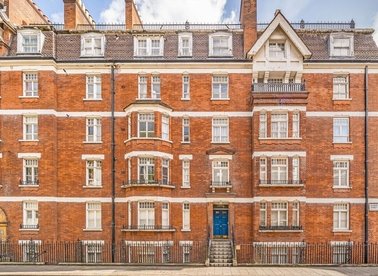 Properties to let in Gilbert Street - W1K 5HJ view1