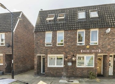 Properties to let in Gilmore Road - SE13 5AE view1