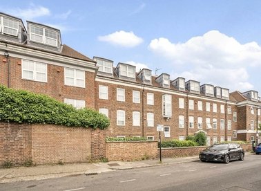 Properties to let in Glenhurst Road - TW8 0FE view1