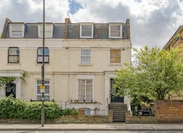 Properties to let in Goldhawk Road - W12 8EP view1