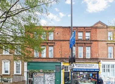 Properties to let in Goldhawk Road - W12 8EN view1