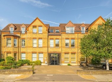 Properties to let in Grange Park - W5 3PL view1