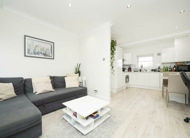 Properties to let in Gray's Inn Road - WC1X 8QP view1