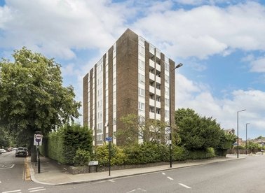 Properties let in Greenlaw Court - W5 2RX view1