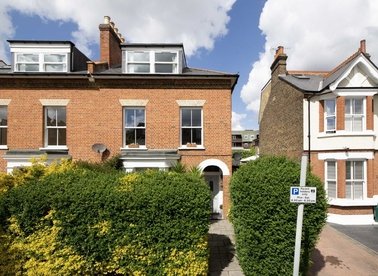 Properties to let in Griffiths Road - SW19 1SP view1