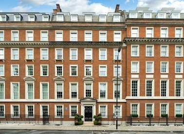 Properties to let in Grosvenor Square - W1K 6LE view1