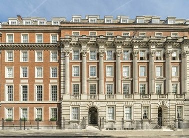 Properties to let in Grosvenor Square - W1K 6LB view1
