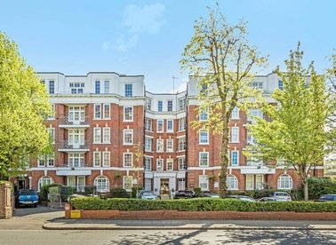 Properties to let in Grove End Road - NW8 9EL view1