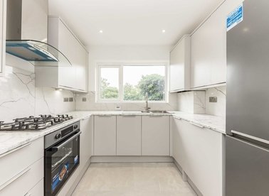 Properties to let in Grove Park Road - W4 3RS view1