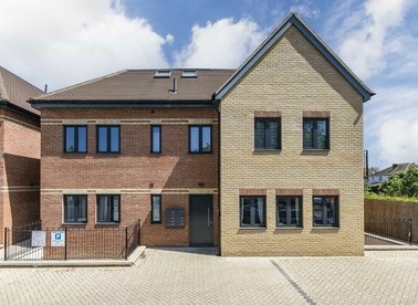 Properties let in Gunnersbury Avenue - W5 3QL view1