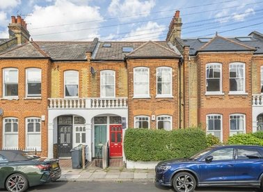 Properties let in Hambalt Road - SW4 9EQ view1