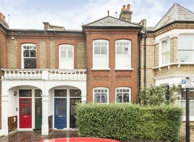 Properties let in Hambalt Road - SW4 9EF view1