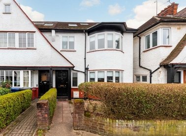 Properties to let in Hampstead Gardens - NW11 7EU view1