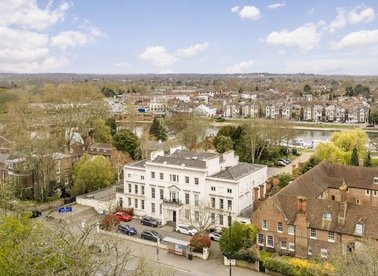 Properties to let in Hampton Court Road - KT8 9BD view1