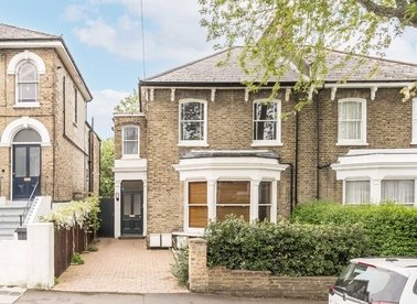 Properties to let in Harefield Road - SE4 1LR view1