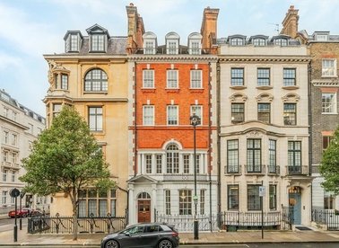 Properties to let in Harley Street - W1G 9PP view1