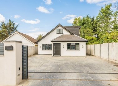 Properties to let in Harlington Road - UB8 3EY view1