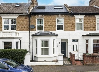Properties let in Harvard Road - SE13 6SF view1