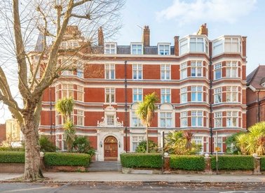 Properties let in Heath Drive - NW3 7TA view1