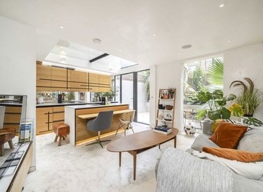Properties to let in Hereford Road - W2 5AJ view1